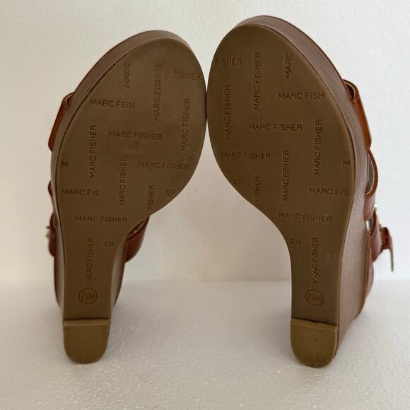 Marc Fisher 7.5 wedges - Picture 4 of 5